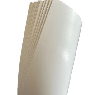 Anti-Curl-Elfenbeinpapier 210/230/250/270/300gsm FBB/GC1/C1S mit chemischer Zellstoff und Standard