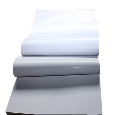 Produktmaterial Weiß beschichtetes C2s-Kunstpapier zum Drucken von Zeitschriften 610 mm Rollbreite