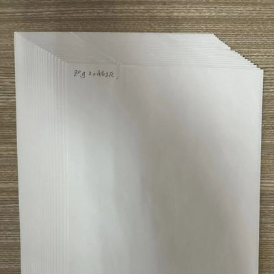 Nicht beschichtetes hochflächiges, holzfreies Offsetbuchpapier, hergestellt für die individuelle Formproduktion