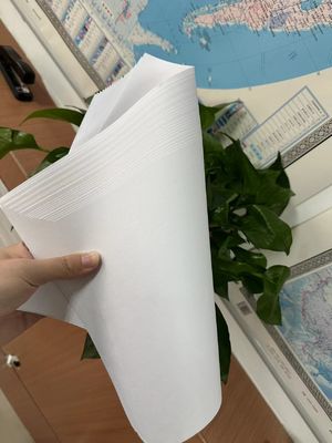 Nicht beschichtetes hochflächiges, holzfreies Offsetbuchpapier, hergestellt für die individuelle Formproduktion