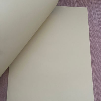 Drucken mit feuchtigkeitsdichten, anpassbaren kohlenstofffreien Papieren und Duplexplatten