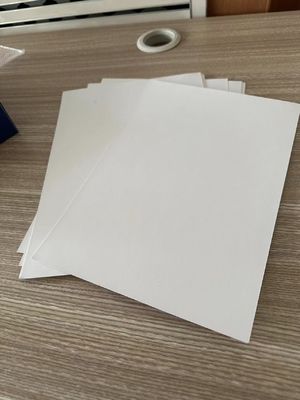 Beschichtete 250-350gms C2S/High Bulk Art Card für Druck und Verpackung