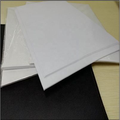 Nicht beschichtetes Holzfreies, weißes, feuchtigkeitsdichtes Papier für den chemisch-mechanischen Zellstoffmarkt
