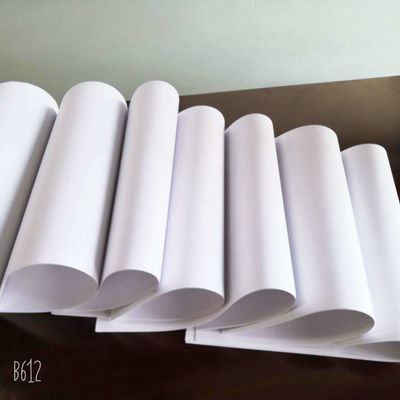 Bindungspapier 60 g/m 70 g/m 80 g/m Weißes, nicht beschichtetes, holzfreies Offsetpapier, doppelseitig beschichtet