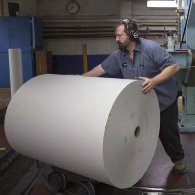 Custom Order 70/75/80gsm Kopierpapier Jumbo Roll 850mm Rolle Größe mit 103±1 Helligkeit