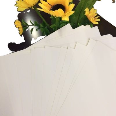 Offsetdruck Umweltfreundliches Klappkartonpapier aus Elfenbein mit Holzzzellstoff zu wettbewerbsfähigen Preisen