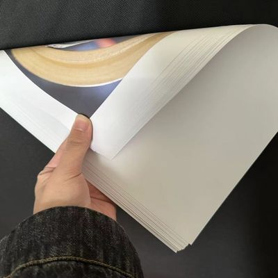 Kunstpapier mit Oberfläche aus Jungfruchtzellstoff 80 gm 90 gm 100 gm 150 gm 170 gm 300 gm für den Enddruck