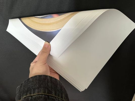 Hot Stamping Oberfläche Veredelung beschichtetes Papier glänzend 90gsm-300gsm für High Gloss Art Papier