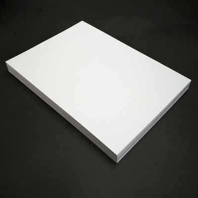 Kaolinitbeschichtetes weißes Klappkartonpapier für umweltfreundliche Verpackungen