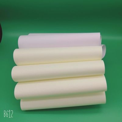 68 bis 118 gm cremefarbenes, holzfreies Bindungspapier für Offsetdruck aus der Baiyun-Mühle