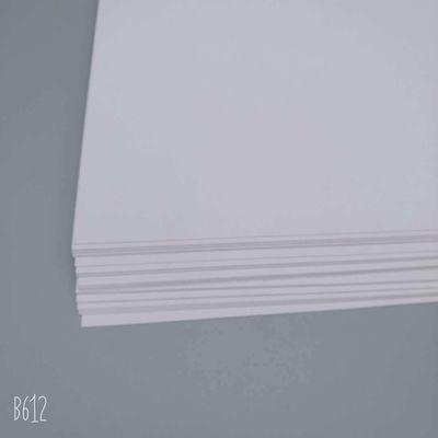 Weiße Jungfräuleinzellstoffplatte mit einseitiger Beschichtung aus Elfenbein für Papierverpackungslösungen aus der Mühle