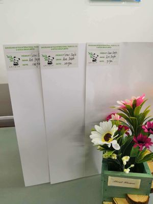 Doppelseitig beschichtetes Kunstpapier mit einer Breite von 80-250 g in Ream-/Roll-Packung