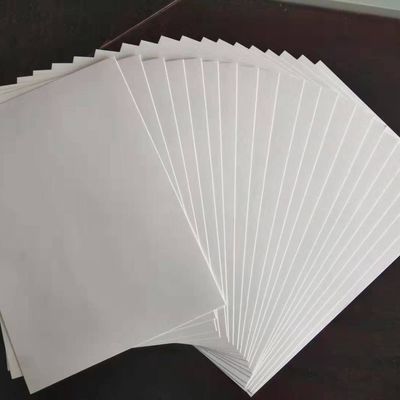 Virgin Pulp Style Elfenbeinkarton aus der APP-Mühle für starke und langlebige Verpackungen