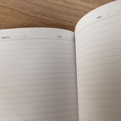 98%-110% Helligkeit Anti-Wirbel unbeschichtetes, holzfreies Offset-Bond-Papier für glatten Druck
