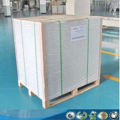 Feuchtigkeitsdichtes Ningbo Fold C1S Elfenbeinkarton für den individuellen Druck und Verpackungsverkauf