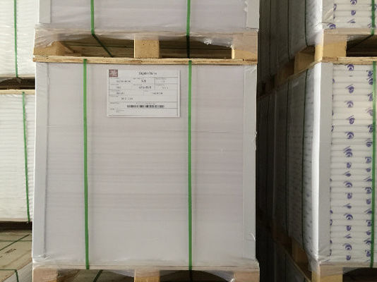 Beschichtetes glänzendes Kunstpapier für Zeitschriften aus hochwertigem Holzzzellstoff
