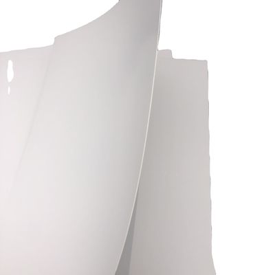 Beschichtetes glänzendes Kunstpapier für Zeitschriften aus hochwertigem Holzzzellstoff